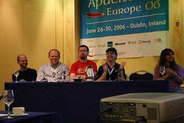 Panel - ApacheCon 2006 - Photo by Noirin Plunkett
